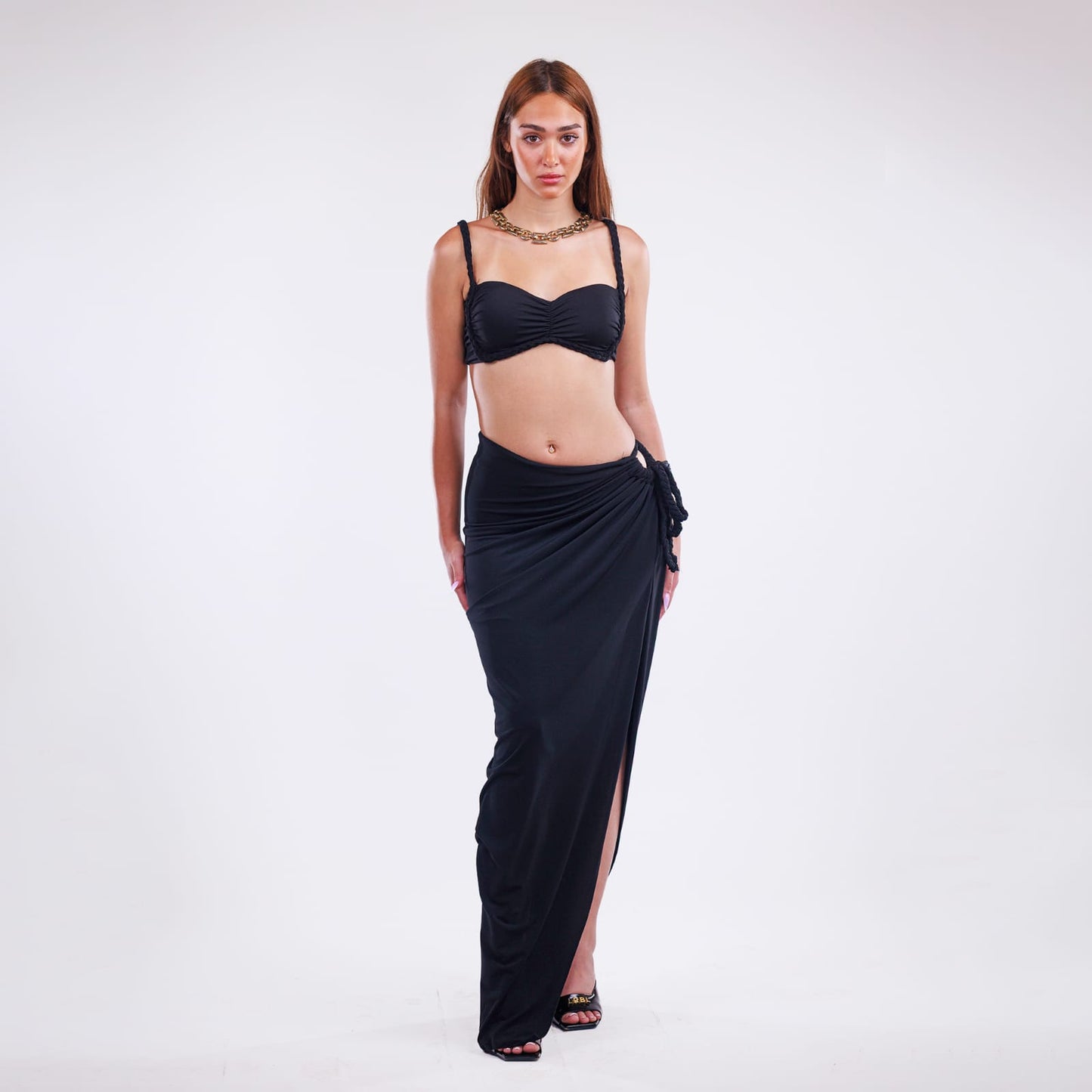 Καλοκαιρινό Σετ Φόρμας – Άνεση & Στυλ για Ζεστές Μέρες